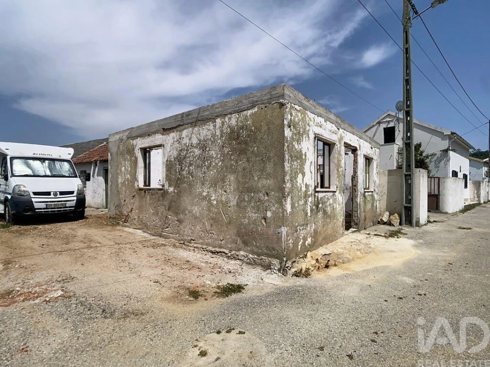 Moradia T3 para Venda em Vimeiro Foto 33