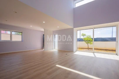 Moradia T4 para Venda em Aradas