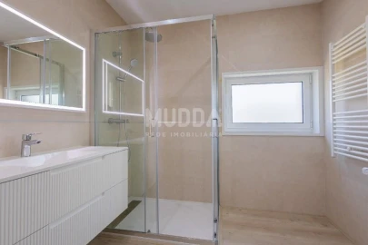 Moradia T4 para Venda em Aradas