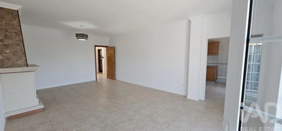 Moradia T4 para Venda em União das Freguesias de Setúbal