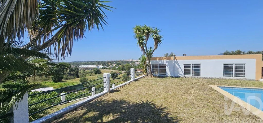 Moradia T4 para Venda em União das Freguesias de Setúbal Foto 33