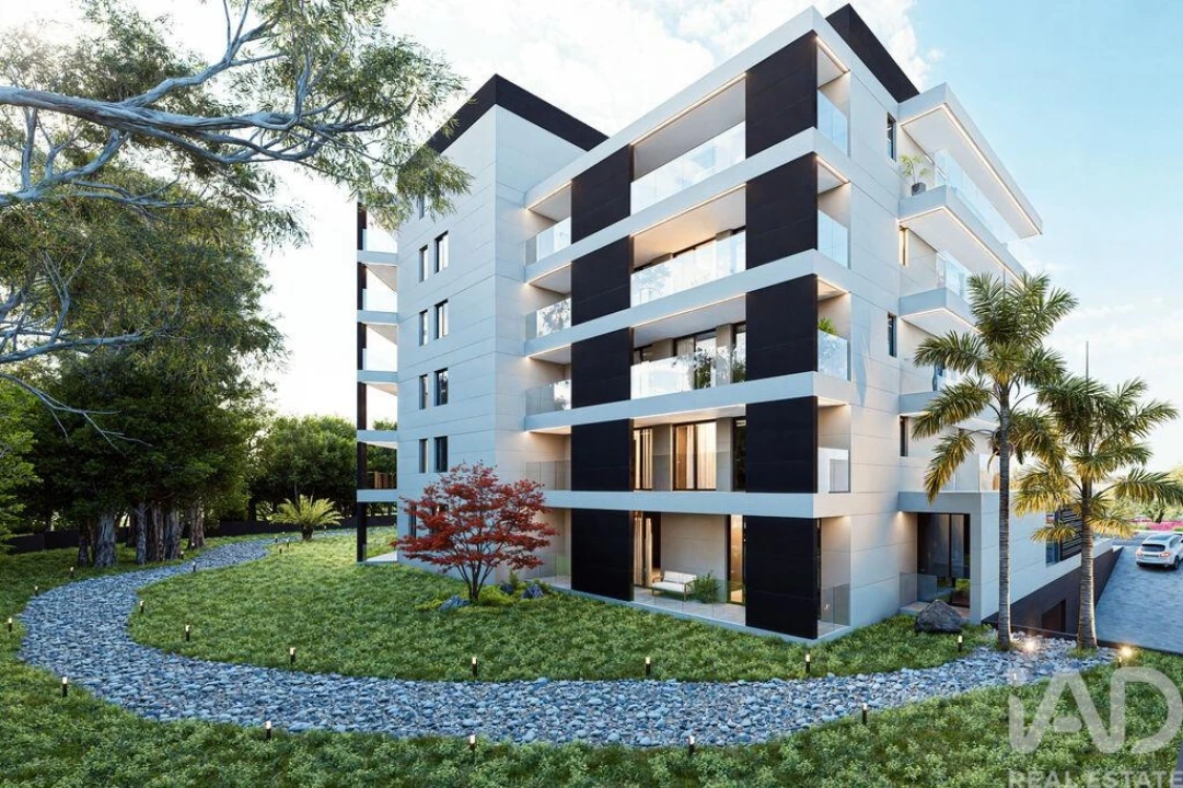 Apartamento T3 para Venda em Pedrouços Foto 1
