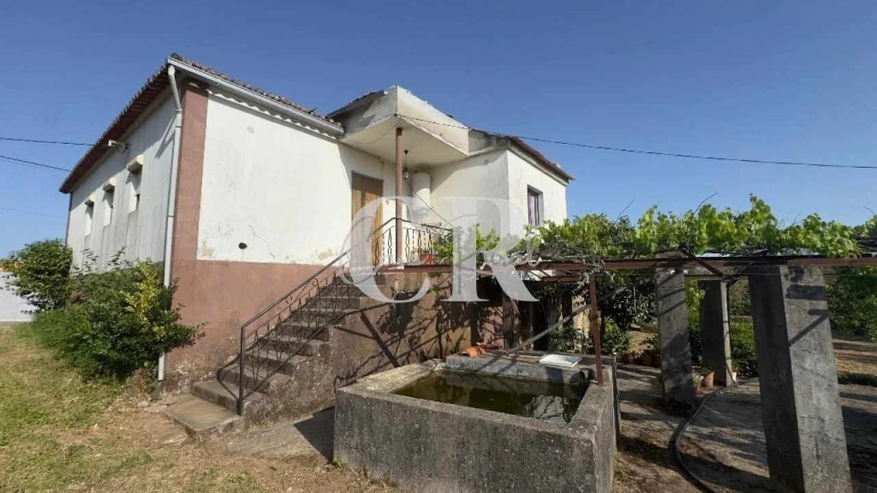 Moradia T3 para Venda em Graça Foto 4