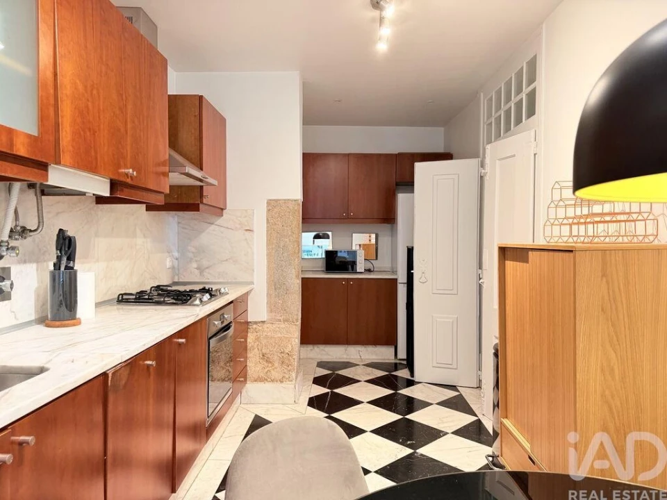 Apartamento T2 para Venda em Misericórdia Foto 25