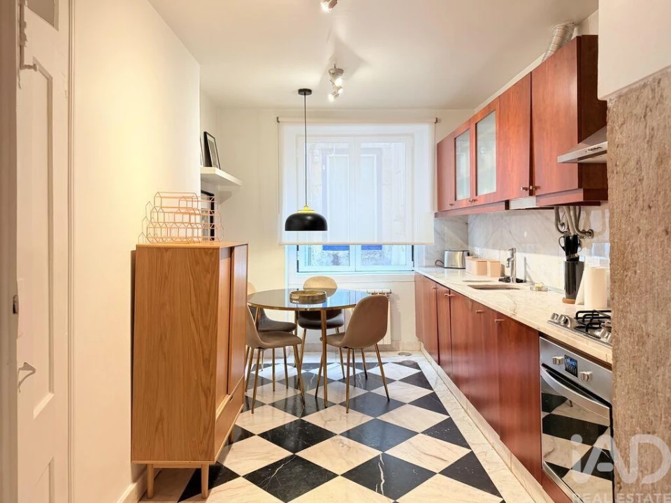 Apartamento T2 para Venda em Misericórdia Foto 23