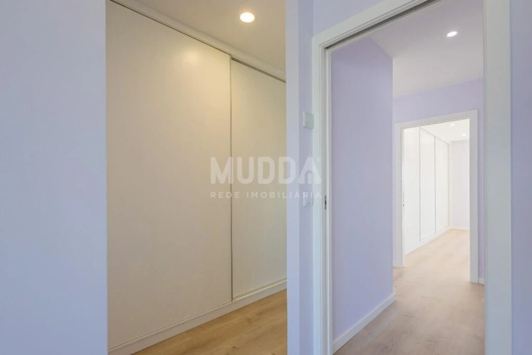 Moradia T4 para Venda em Aradas Foto 19