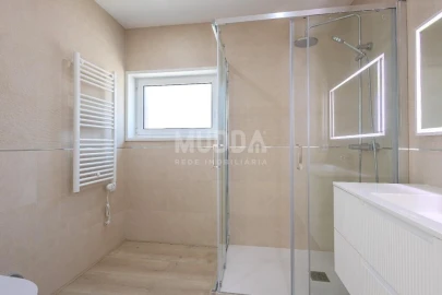 Moradia T4 para Venda em Aradas