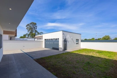 Moradia T4 para Venda em Aradas