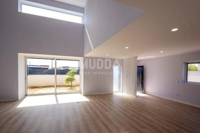 Moradia T4 para Venda em Aradas