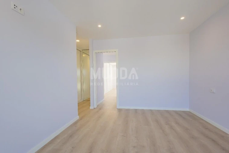 Moradia T4 para Venda em Aradas Foto 20