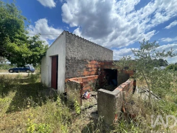 Moradia T2 para Venda em Fazendas de Almeirim