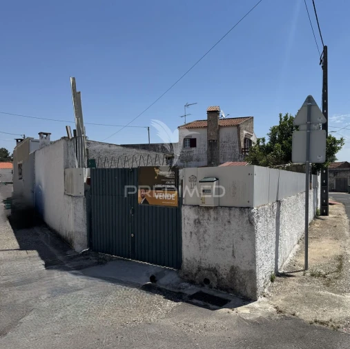 Garagem para Venda em Asseiceira Foto 8