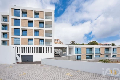 Apartamento T1 para Venda em Caniço