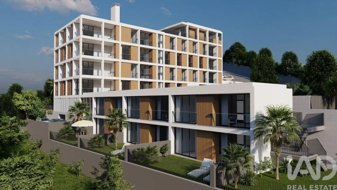 Apartamento T1 para Venda em Caniço Foto 1