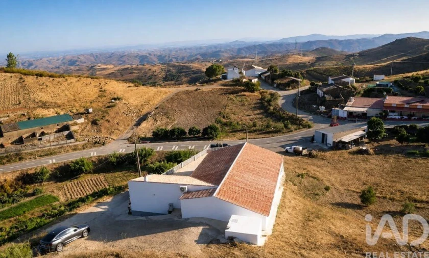 Moradia T4 para Venda em Santa Catarina da Fonte do Bispo Foto 24