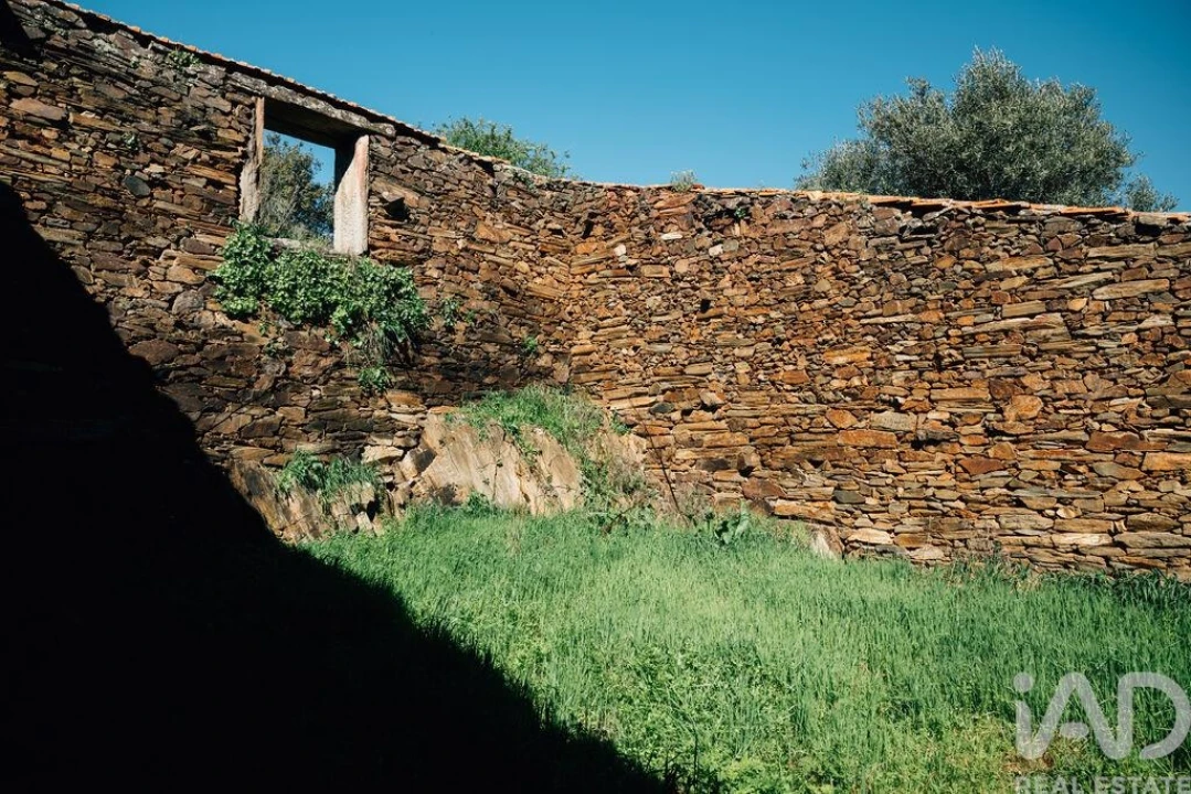 Terreno para Venda em Chãs Foto 12