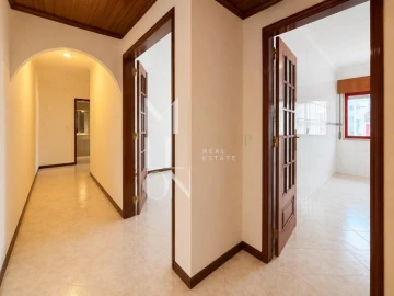 Apartamento T2 para Venda em Algueirão-Mem Martins