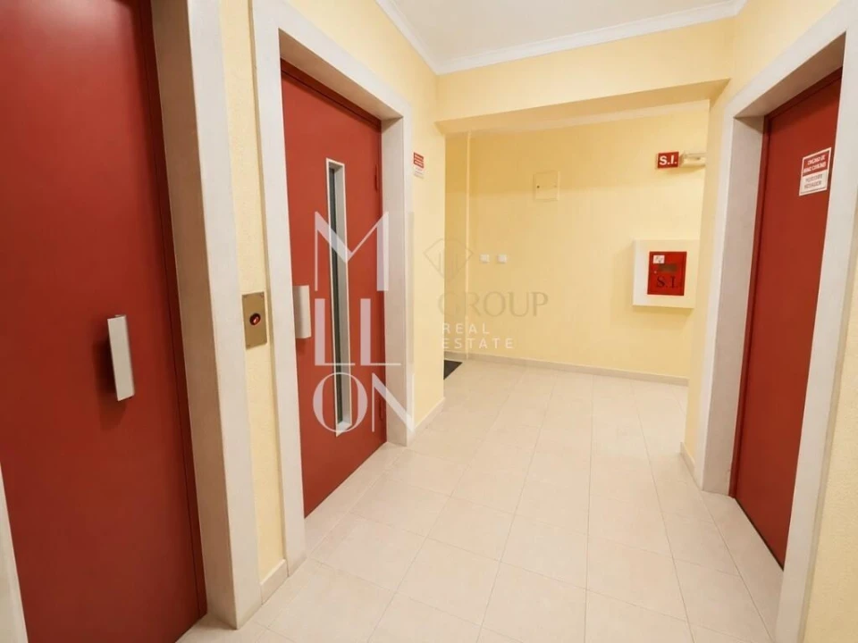 Apartamento T2 para Venda em Algueirão-Mem Martins Foto 36