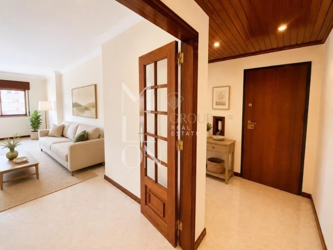 Apartamento T2 para Venda em Algueirão-Mem Martins Foto 4