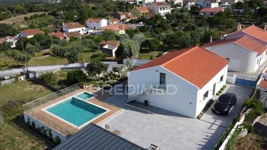 Moradia T3 para Venda em São Facundo e Vale das Mós