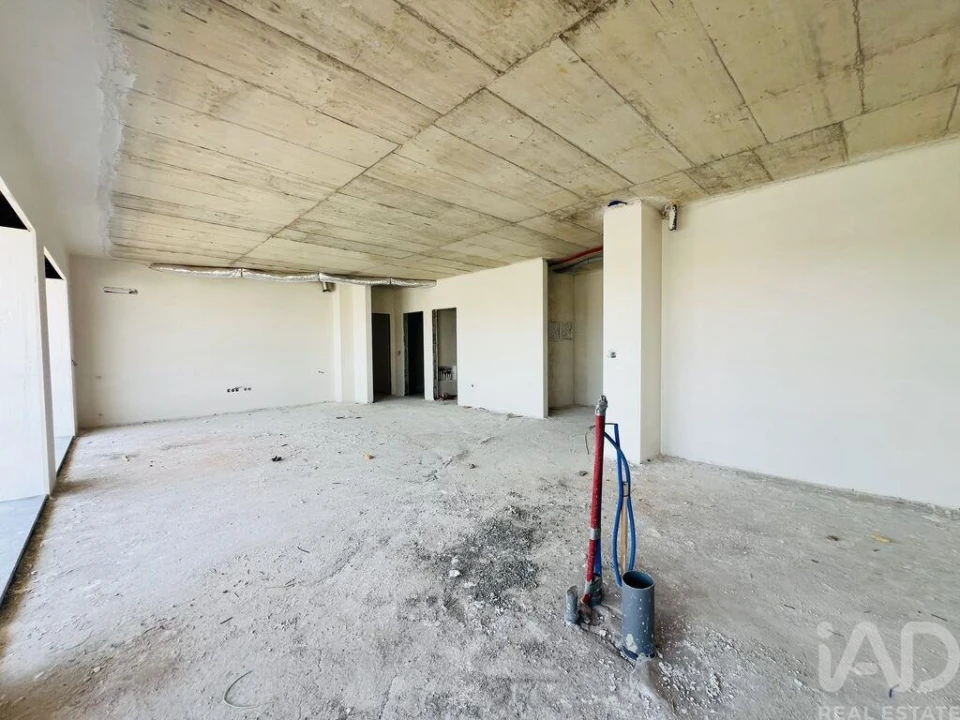 Apartamento T3 para Venda em Parceiros e Azoia Foto 3