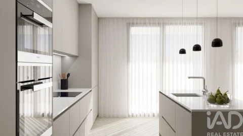 Apartamento T3 para Venda em Parceiros e Azoia