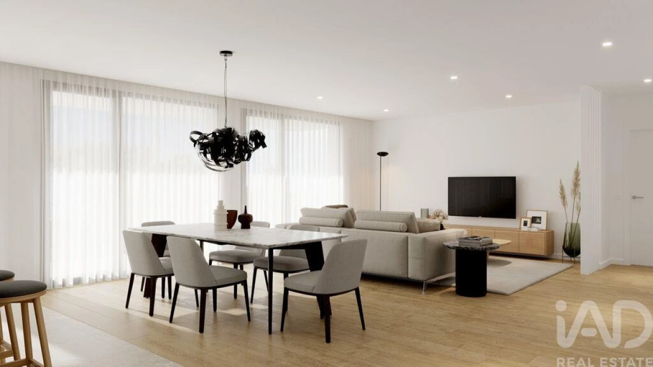 Apartamento T3 para Venda em Parceiros e Azoia Foto 16