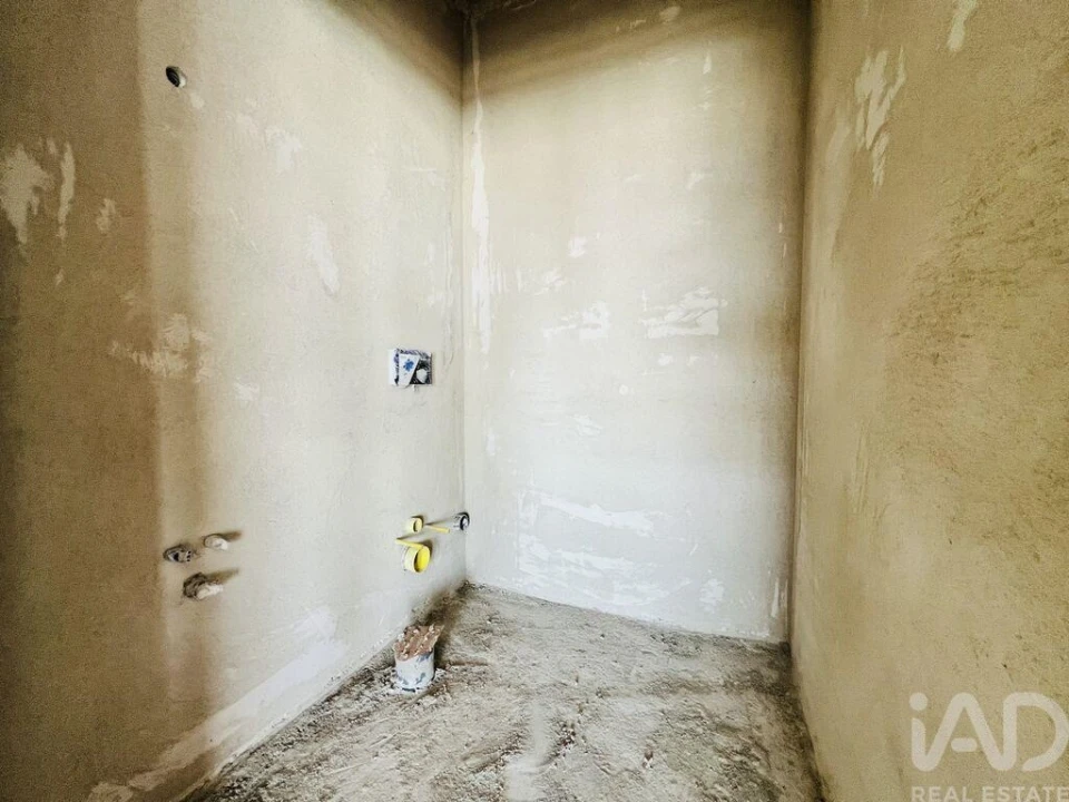 Apartamento T3 para Venda em Parceiros e Azoia Foto 7