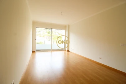 Apartamento T2 para Venda em Caniço