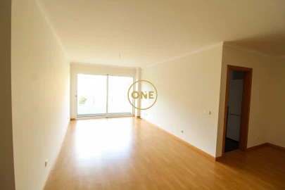 Apartamento T2 para Venda em Caniço