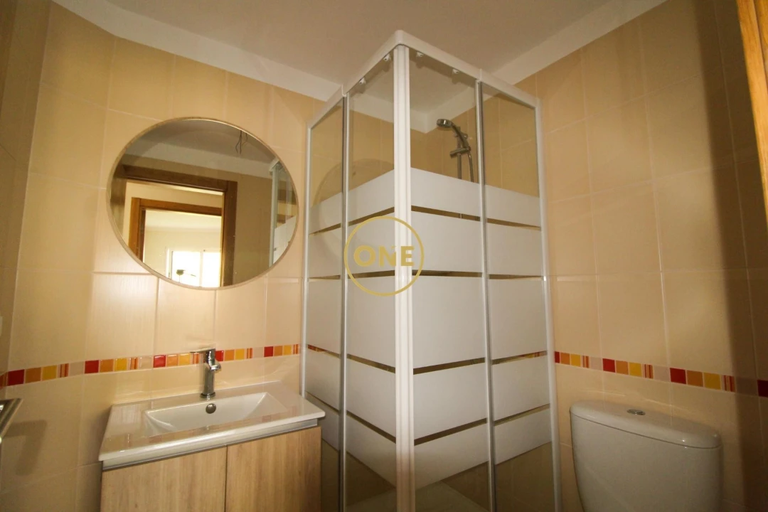 Apartamento T2 para Venda em Caniço Foto 18