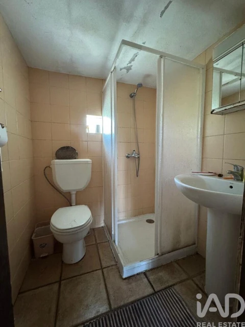 Moradia T3 para Venda em Calvos e Frades