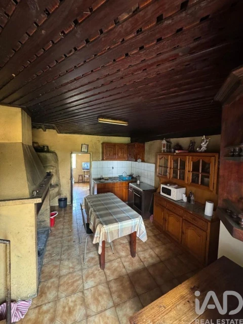 Moradia T3 para Venda em Calvos e Frades
