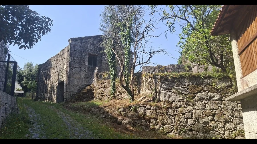 Terreno para Venda em Bouro (Santa Marta)