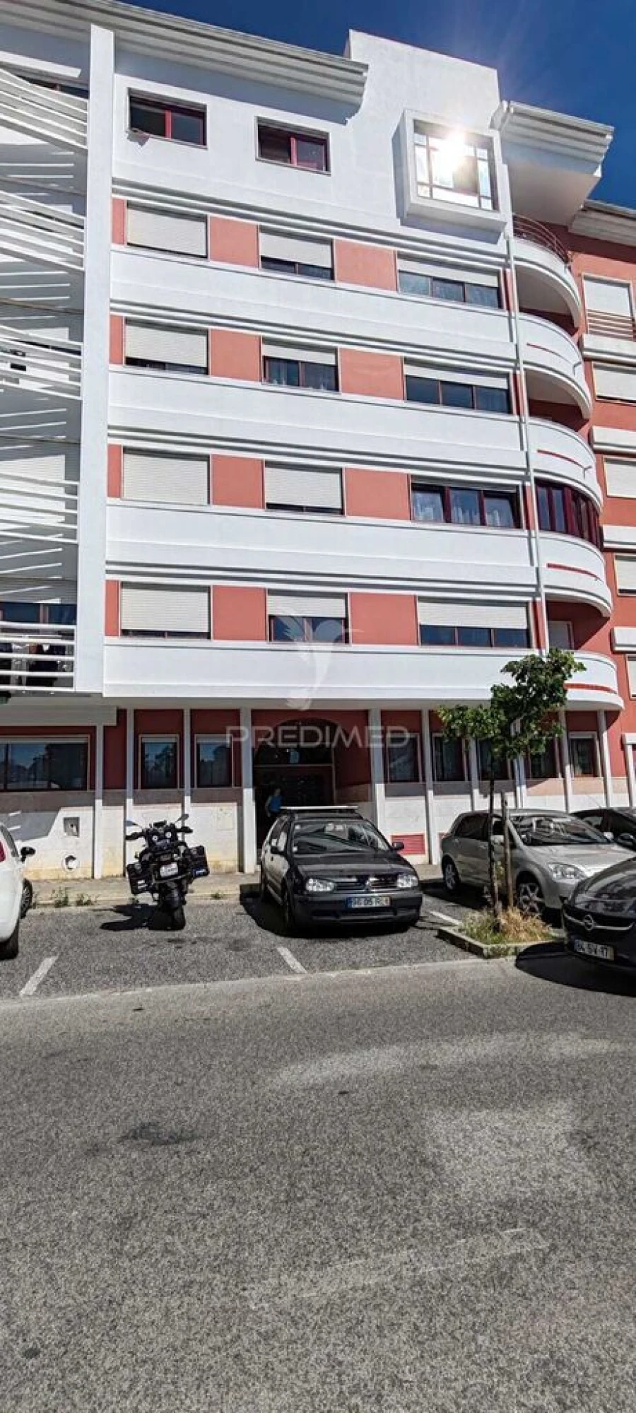 Apartamento T2 para Venda em Algueirão-Mem Martins Foto 2