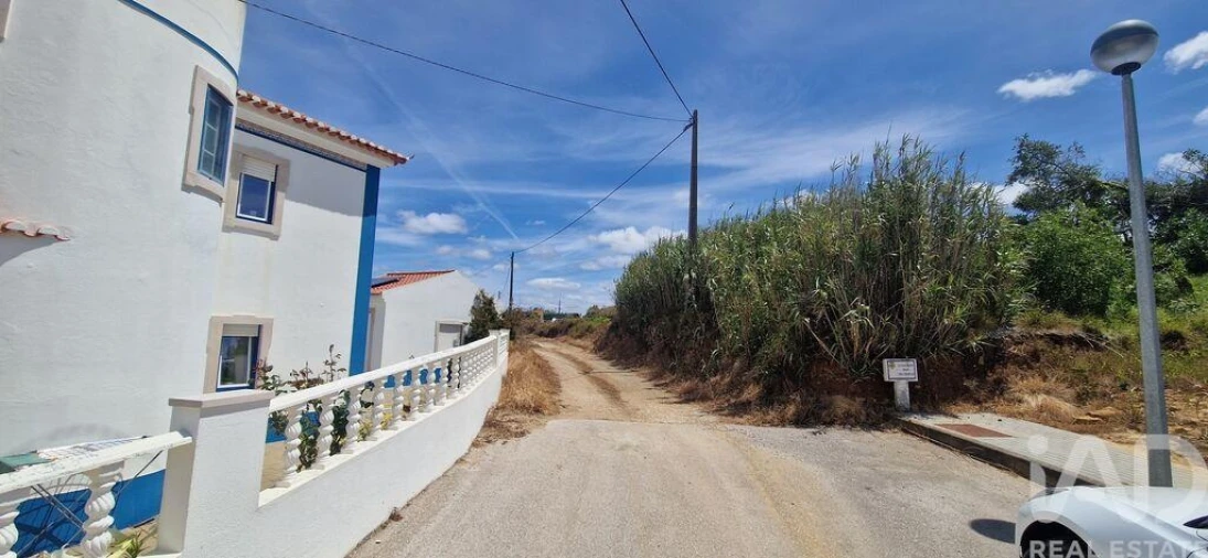Terreno para Venda em Santo Isidoro Foto 2