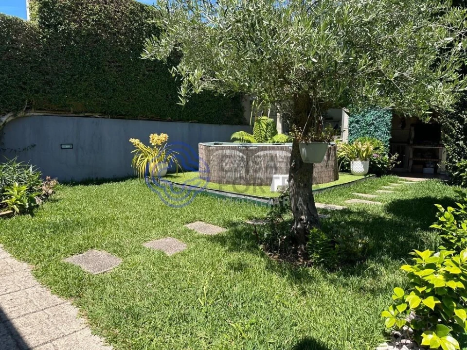 Moradia T3 para Venda em São Felix da Marinha Foto 28