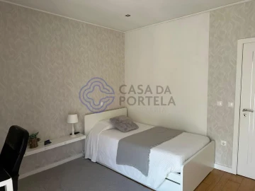 Moradia T3 para Venda em São Felix da Marinha