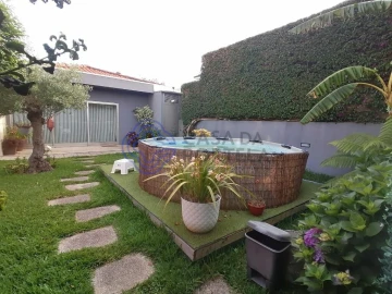 Moradia T3 para Venda em São Felix da Marinha