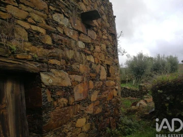 Moradia para Venda em Alvares
