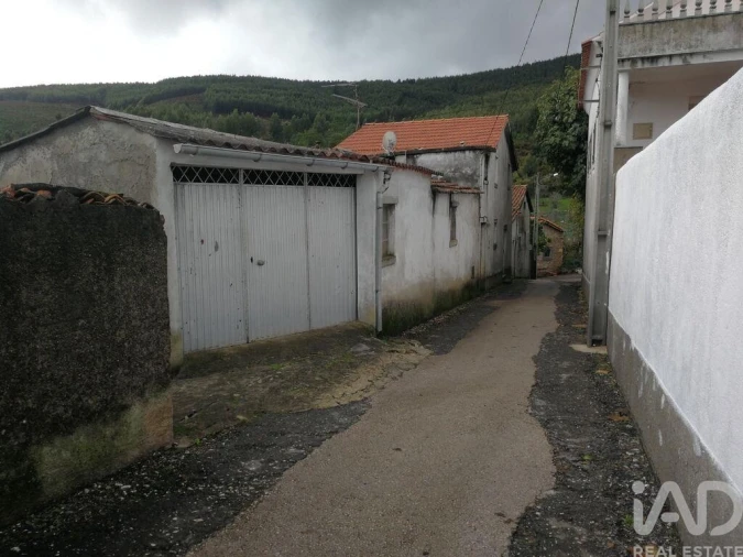 Moradia para Venda em Alvares Foto 13