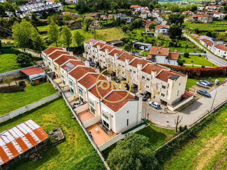 Moradia T3 para Venda em Gondifelos, Cavalões e Outiz Foto 28
