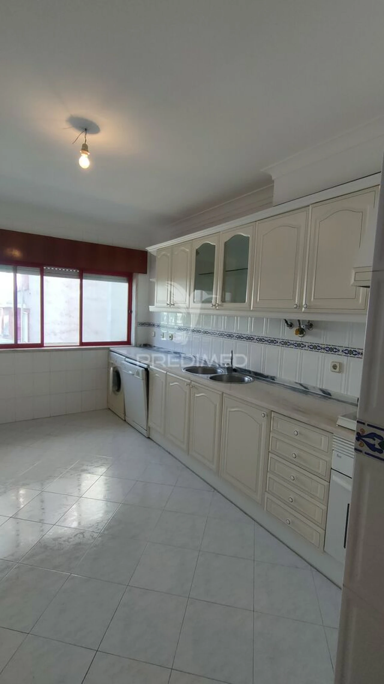 Apartamento T2 para Venda em Algueirão-Mem Martins Foto 4