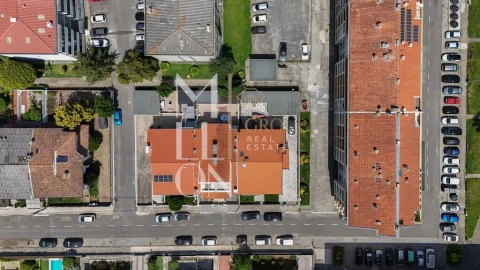 Moradia T4 para Venda em Moreira