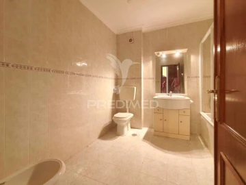 Apartamento T2 para Venda em Algueirão-Mem Martins