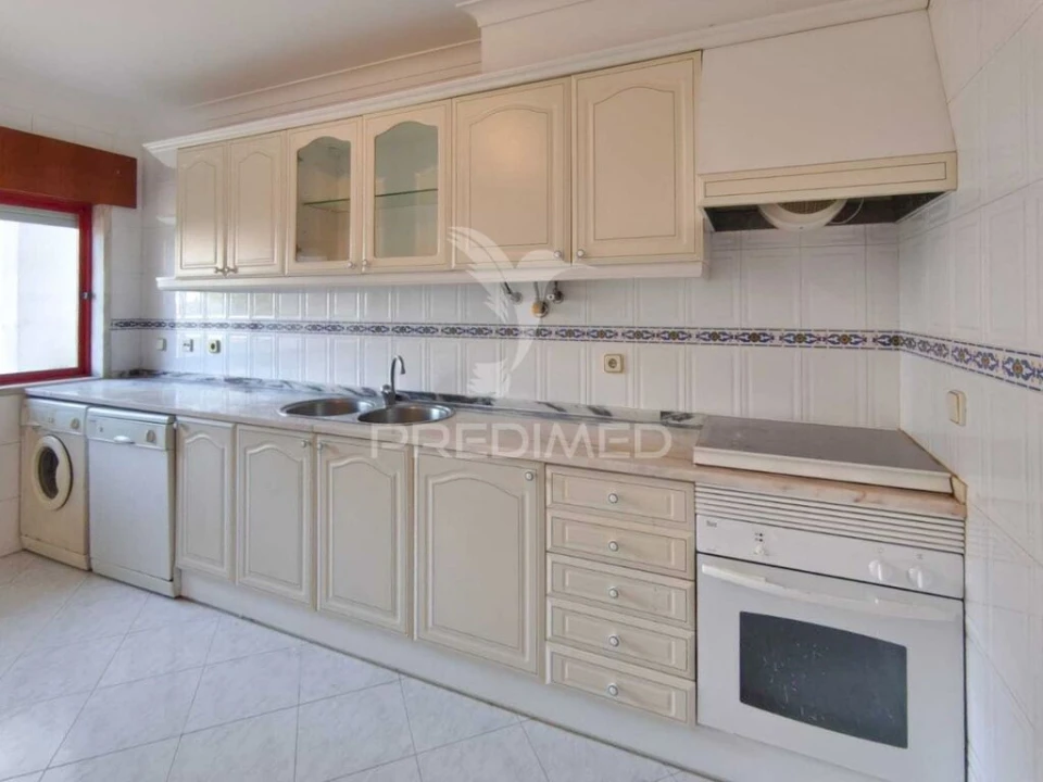 Apartamento T2 para Venda em Algueirão-Mem Martins Foto 19