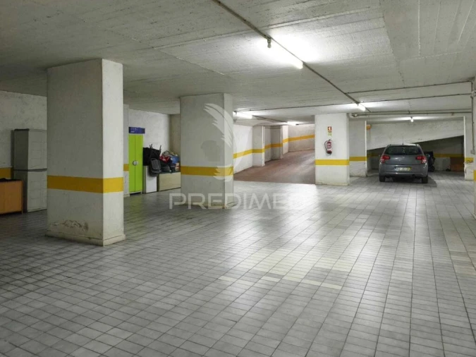Apartamento T2 para Venda em Algueirão-Mem Martins Foto 6
