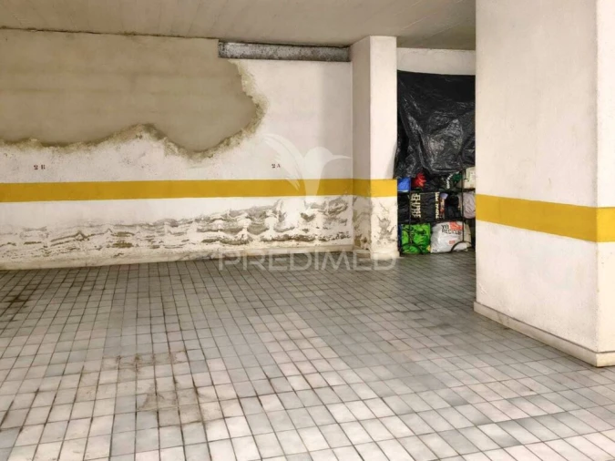 Apartamento T2 para Venda em Algueirão-Mem Martins Foto 15