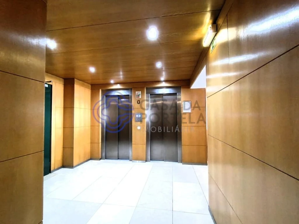 Apartamento T1 para Venda em Santa Marinha e São Pedro da Afurada Foto 3