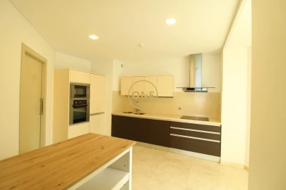 Apartamento T2 para Venda em São Martinho
